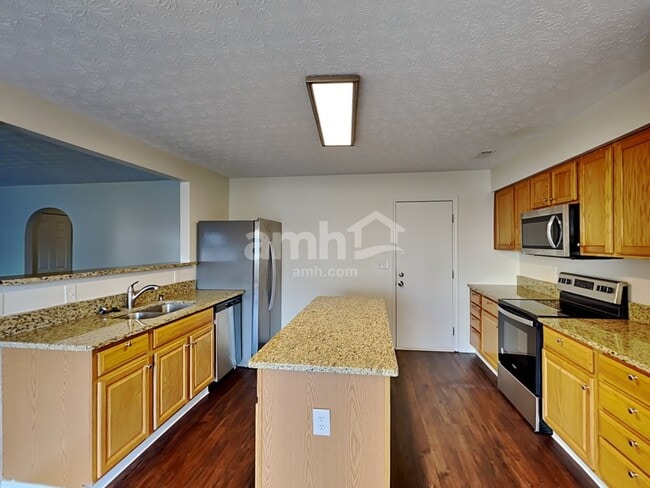 Photo - 8803 Greylag Loop