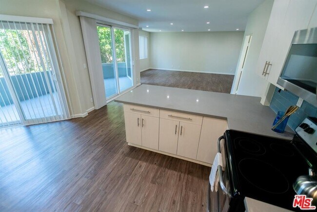 Photo - 16070 Sunset Boulevard, Los Angeles, CA 90...