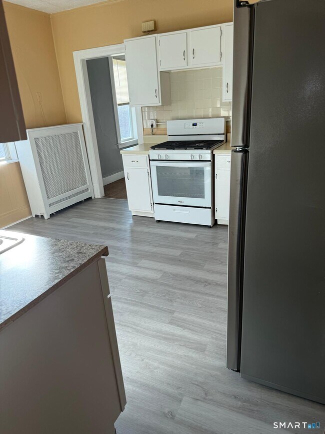 Photo - 120 Evergreen Ave