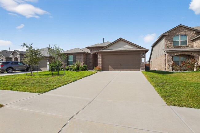 Photo - 3310 Sumac Dr