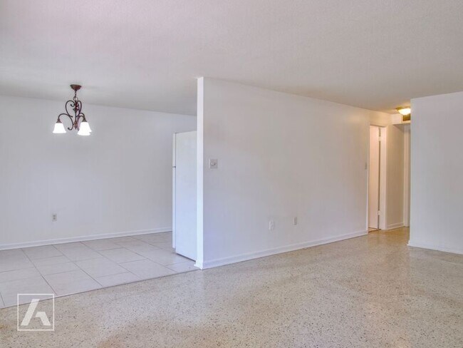 Photo - 1121 Eastin Ave Unidad B4