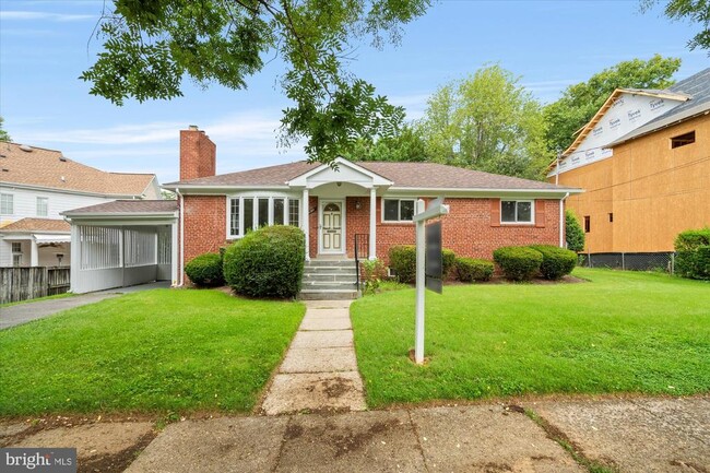 Building Photo - 6207 Kirby Rd
