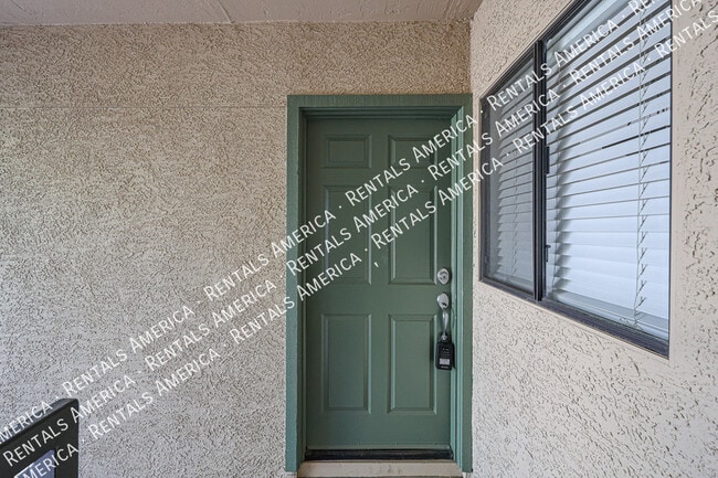 Photo - 7008 E Gold Dust Ave Unidad 205