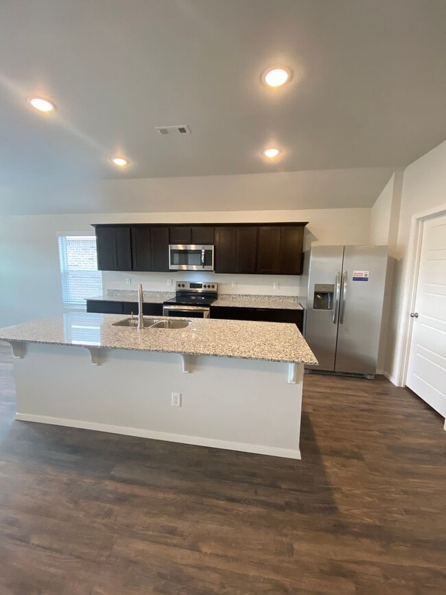 Photo - PRE-LEASING NOW!! Three Bedroom | Two Bathroom Home in Regency Park