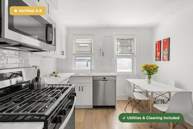 Building Photo - Furnished Bedroom in Jamaica Plain