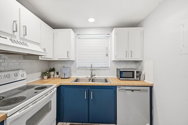 Photo - 2181 Woolbright Rd Unit N106