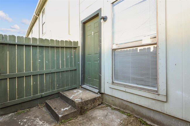 Photo - 8703 Victorian Village Dr Unidad 8703