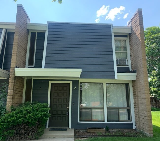 front facade - 2709 Harvard St