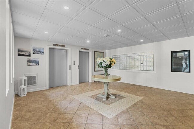 Photo - 1204 Capella S