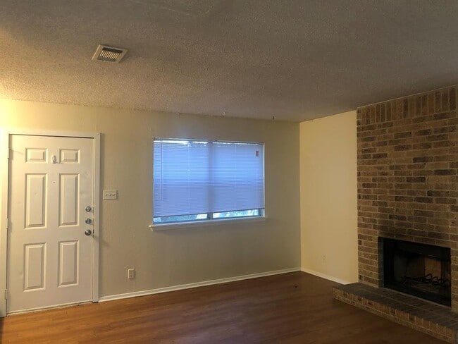 Photo - 3308 Dunliegh Dr