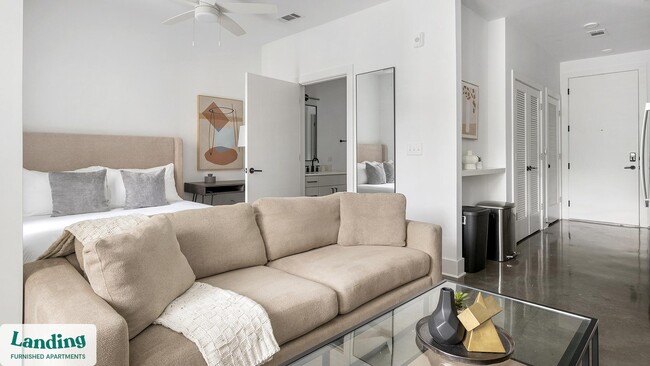 Photo - 715 Merritt Ave Unidad B-217.1404860