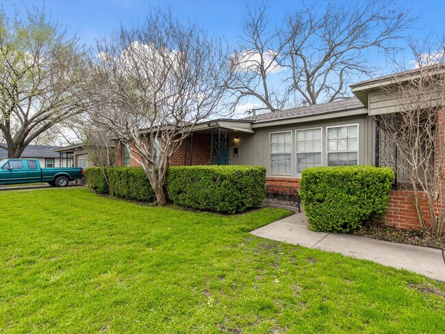 Photo - 4016 Acacia St