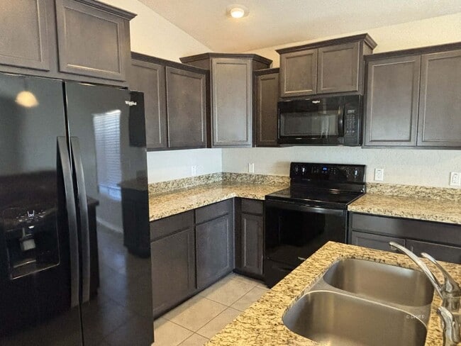 Photo - 1075 Gila Dr