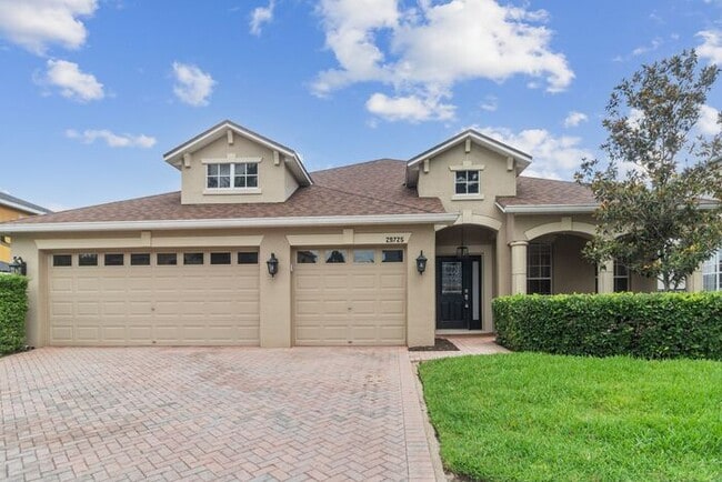 Executive Living Waits! - Executive Living Waits! Casa