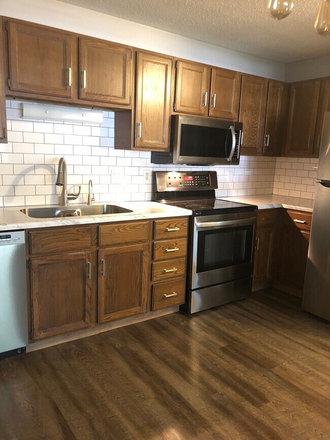 Photo - 3708 S Terry Ave Unit 102