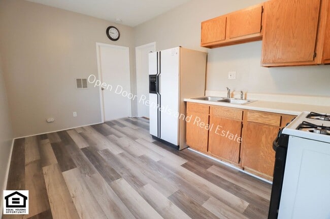 Photo - 255 S Wayne St Unit Apt 105