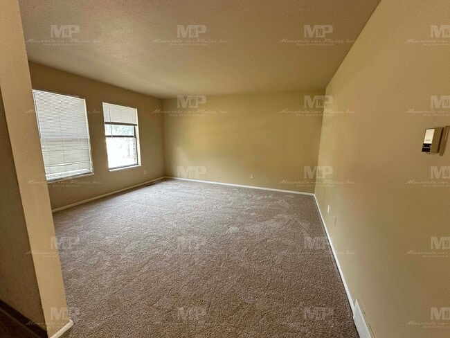 Photo - 3412 Worwick Dr