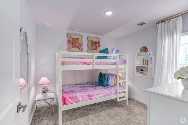 2BR, 2BA-827SF-Bedroom