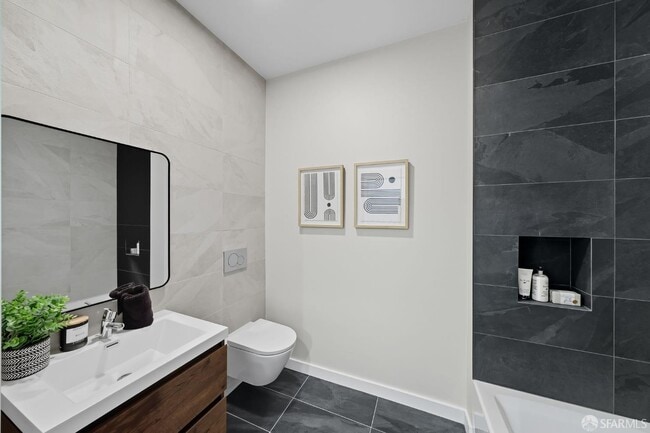 Photo - 811 Valencia St