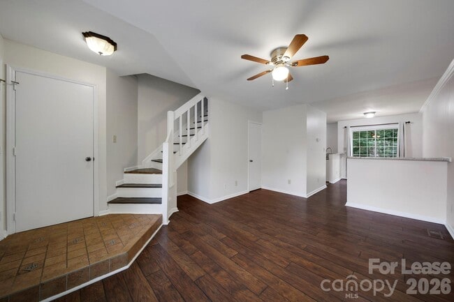 Photo - 8105 Circle Tree Ln