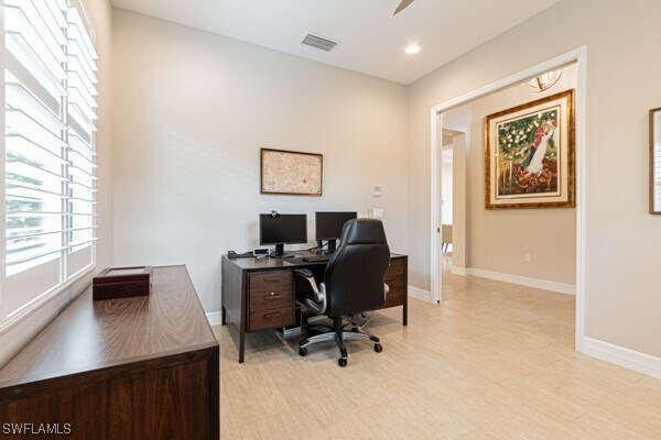 Photo - 3471 Pacific Dr