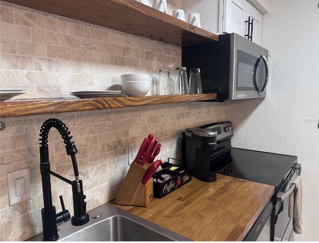 Photo - 2216 Grand Cayman Ct