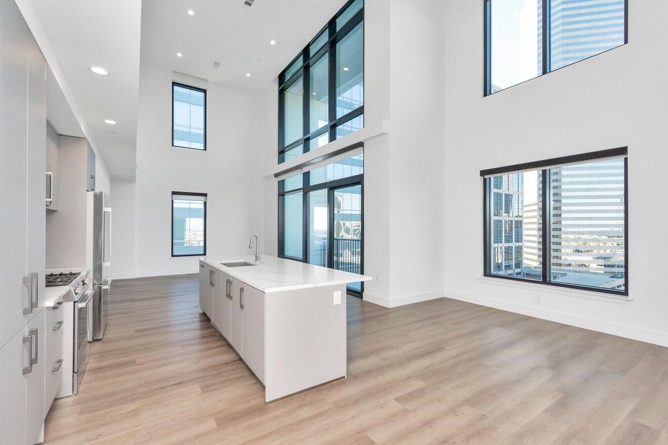 Photo - 808 Crawford St Unit 2701