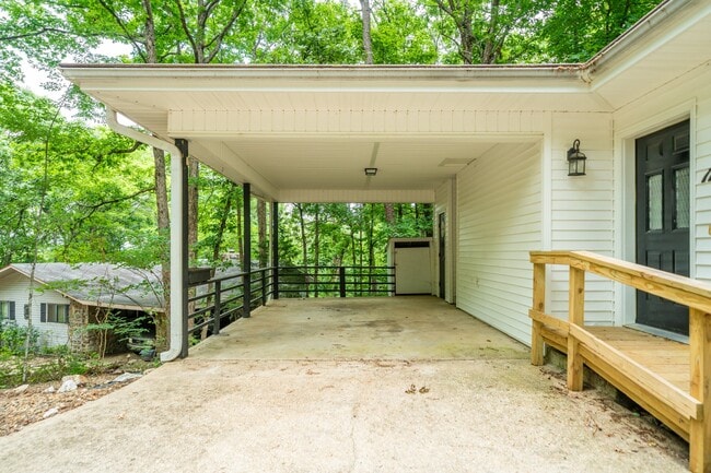 Photo - 11 Vitoria Ln