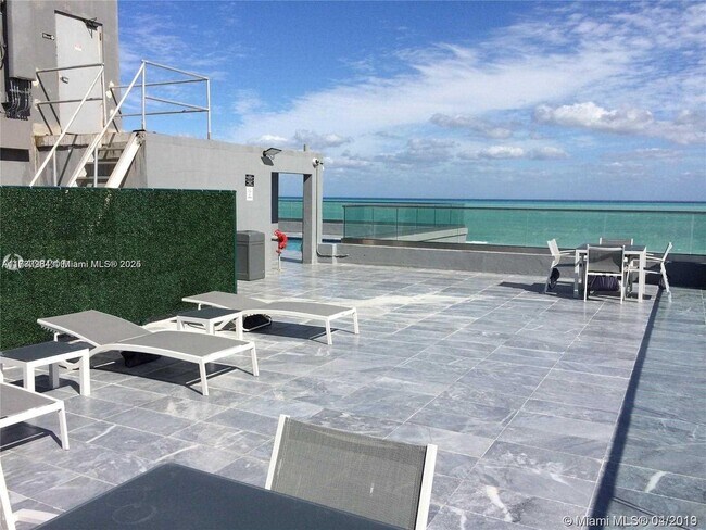 Photo - 1255 Collins Ave Unit 507