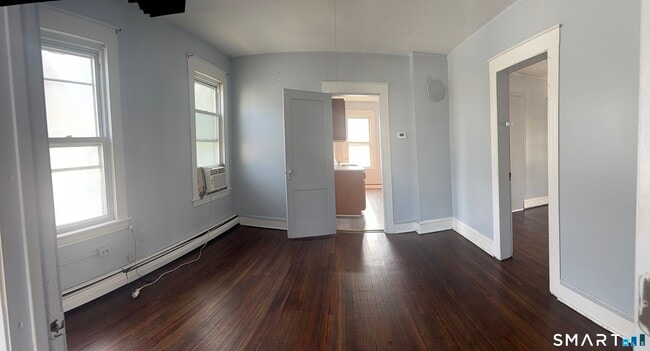 Photo - 463 Logan St Unit 2