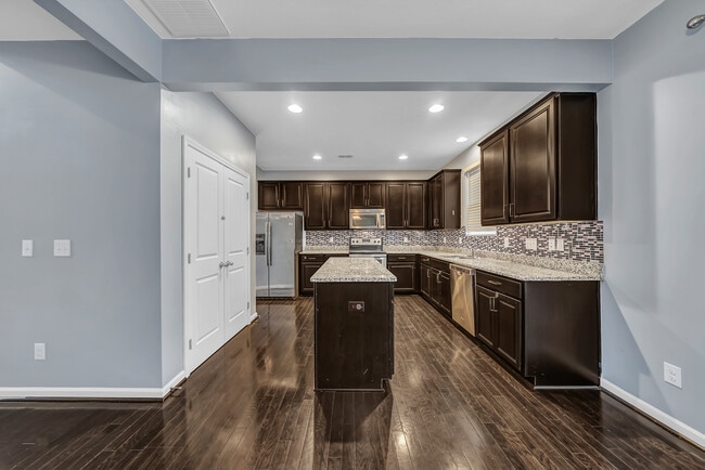 Photo - 507 Mt Carmel Rd