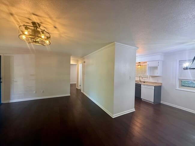 Photo - 779 Old Brundage Rd