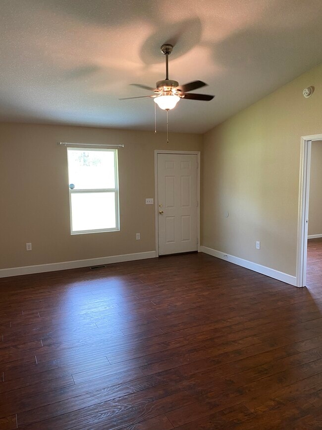 Photo - 1120 Fourth St