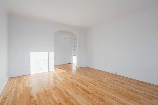 Photo - 1155-1175 Rue Everett