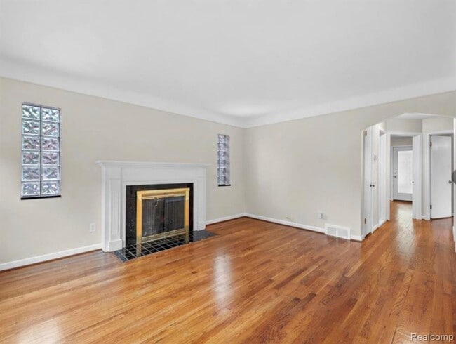 Photo - 1790 Kenmore Dr