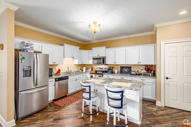 2BR, 2BA - 1,725SF - Kitchen