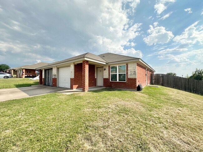 Photo - 1500 Cinch Dr