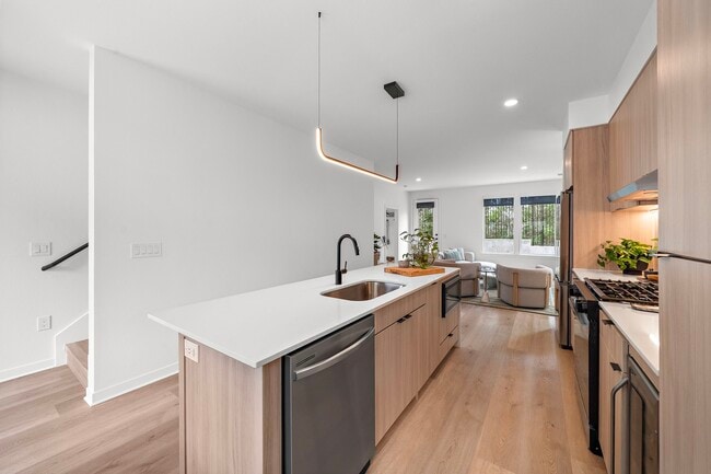 Photo - 1941 Sawdust Rd