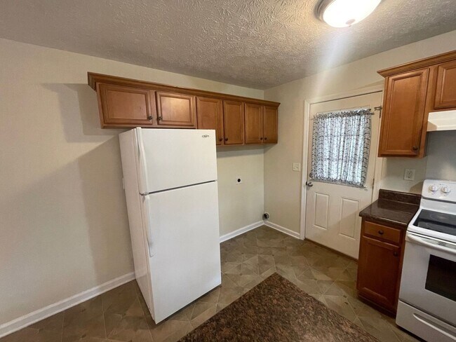 Photo - 5039 Coker St