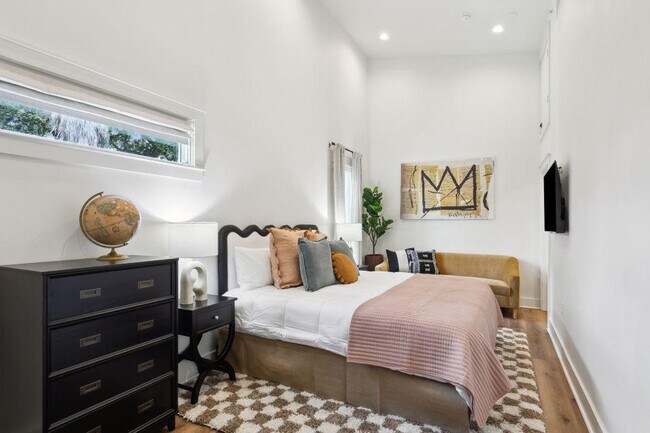 Photo - 1738 N Rampart St Unit ID1369010P