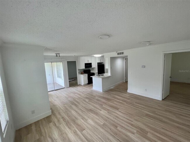 Photo - 11562 Westwood Blvd Unit 918