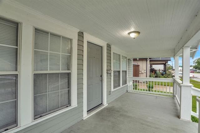 Photo - 707 N Tennessee St