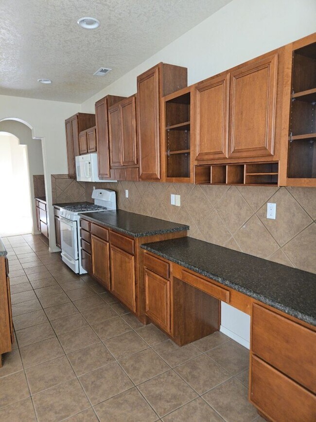 Photo - 45 Willow Trace Ct