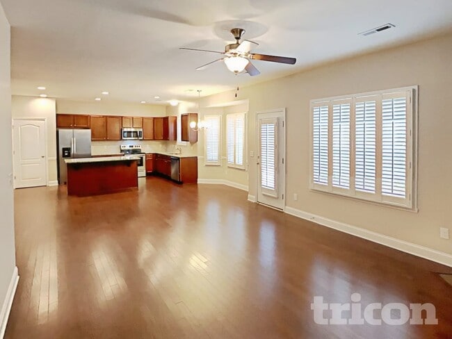 Photo - 5766 Woodside Forest Trail