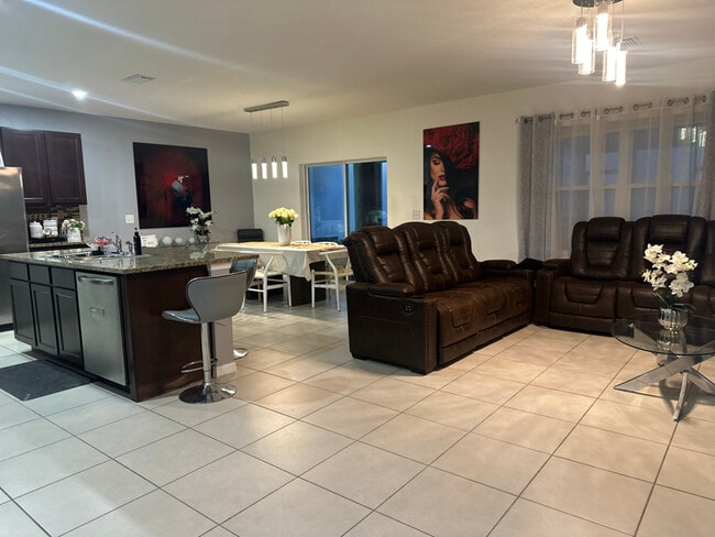 Photo - 5916 Briar Rose Wy