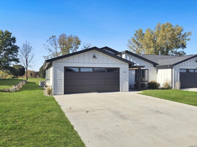 Photo - 1558 Blaine's Wy