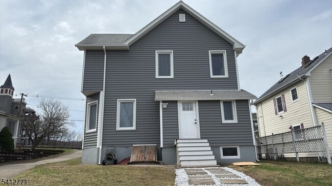 Photo - 52 Bartholdi Ave