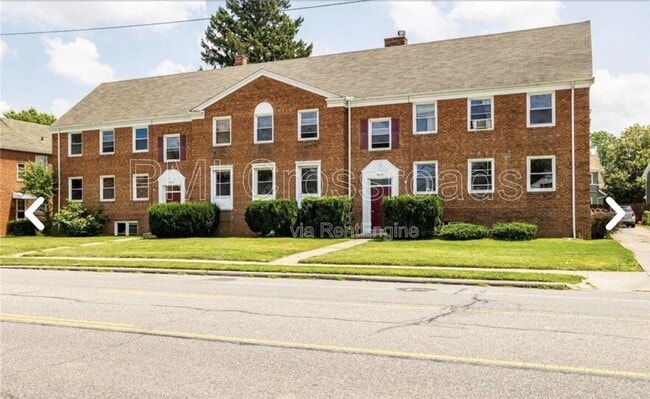 Building Photo - 15109 Triskett Rd Unit 6