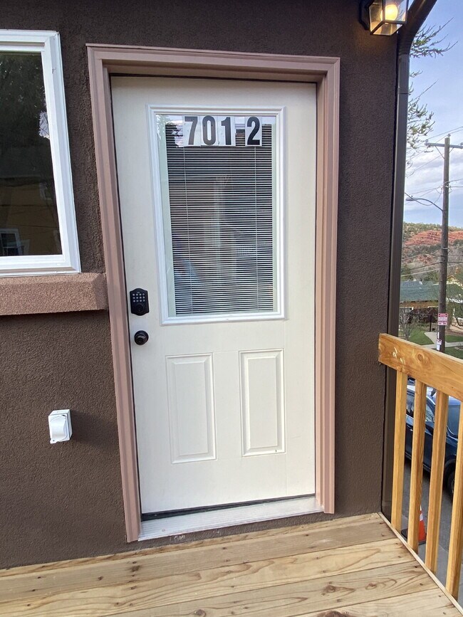 2 Bedroom Duplex in Manitou - Prospect