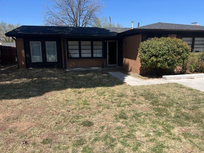 Photo - Pre Leasing for Fall 2026!! 4/3 in Medical District!